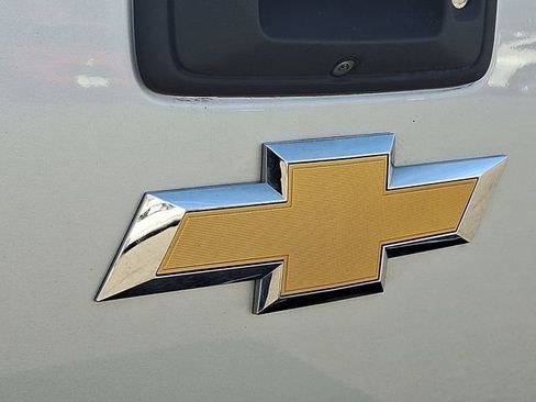 Used 2020 Chevrolet Colorado LT w/ LPO, Premium Interior Package image 28