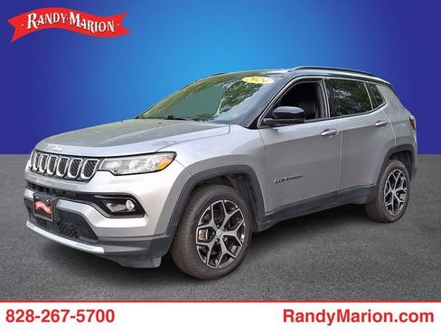Used 2024 Jeep Compass Limited AWD/4WD image 1