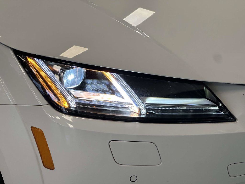 Used 2018 Audi TT 2.0T w/ Technology Package AWD/4WD image 11