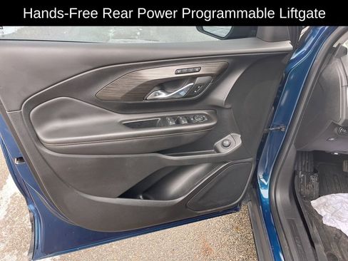 Used 2019 GMC Terrain SLT w/ Preferred Package image 17