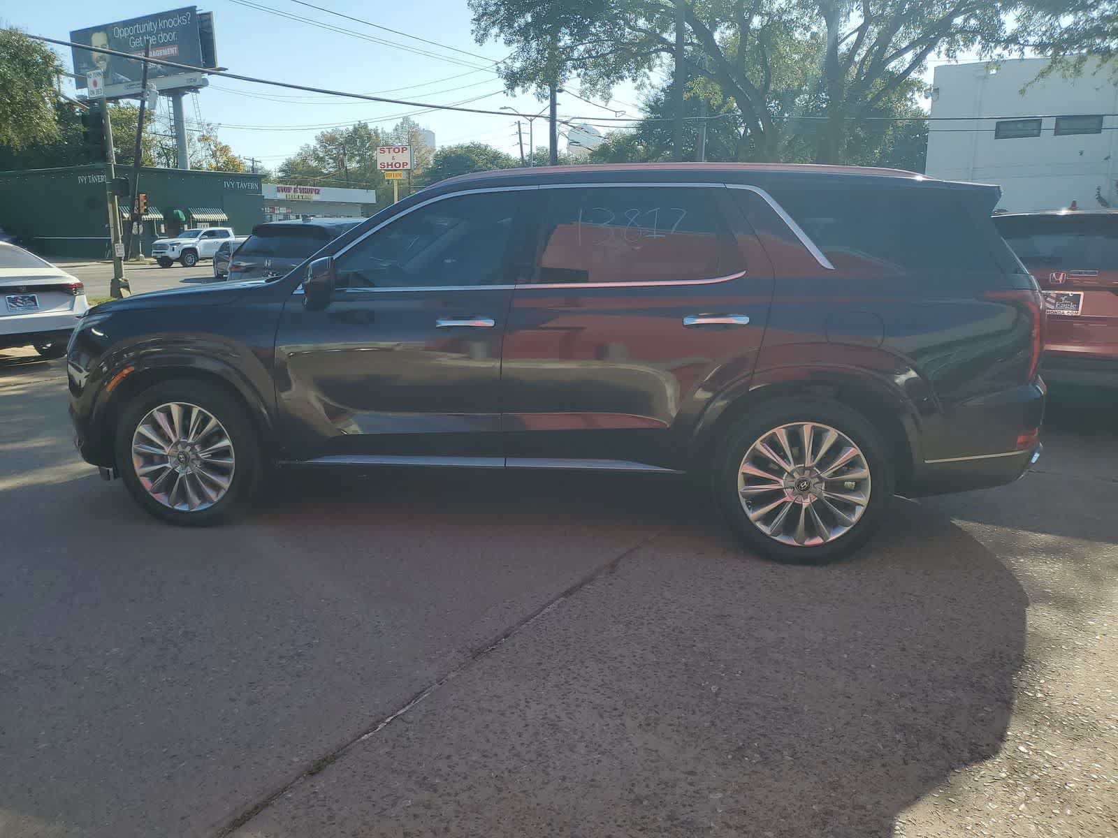 Used 2020 Hyundai Palisade Limited FWD image 3