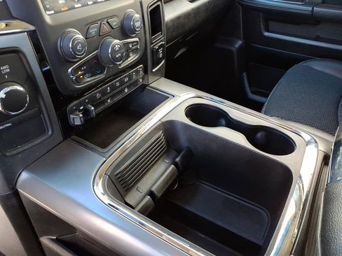 Used 2018 RAM 2500 Big Horn image 11