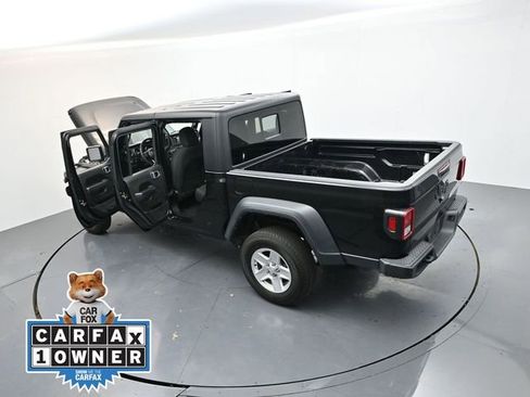 Used 2023 Jeep Gladiator Sport image 31