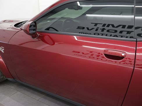 Used 2018 Dodge Challenger SRT Hellcat image 31