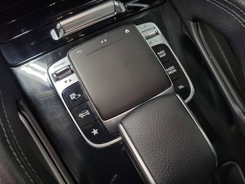 Used 2020 Mercedes-Benz GLE 350 w/ Parking Assist Package image 18