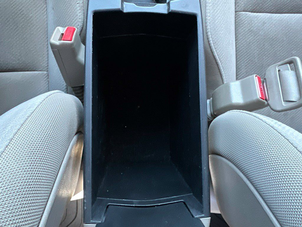 Used 2010 Honda Civic LX image 9