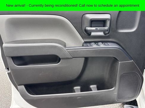 Used 2019 Chevrolet Silverado 2500 W/T AWD/4WD image 8