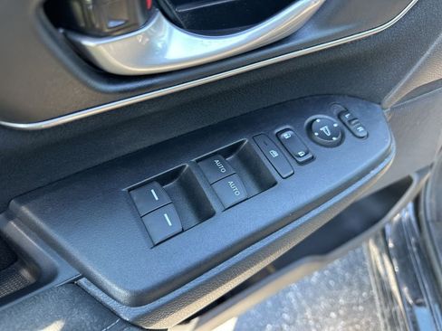 Used 2022 Honda CR-V EX image 17