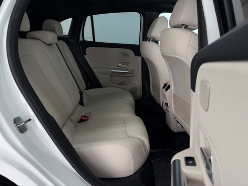 Used 2026 Mercedes-Benz GLA 250 image 26