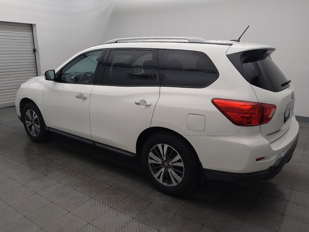 Used 2017 Nissan Pathfinder S AWD/4WD image 3