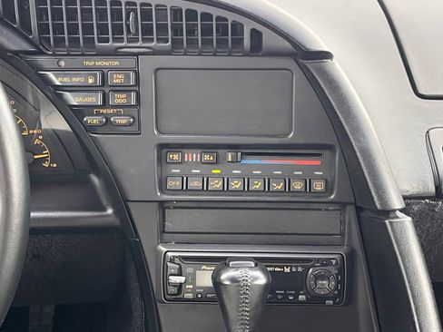 Used 1992 Chevrolet Corvette Coupe RWD image 14
