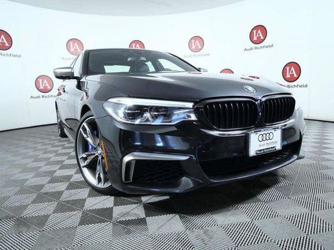 Used 2020 BMW M550i xDrive w/ Executive Package AWD/4WD image 2