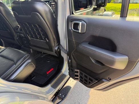 Used 2023 Jeep Wrangler Unlimited Rubicon 392 w/ Dual Top Group AWD/4WD image 15