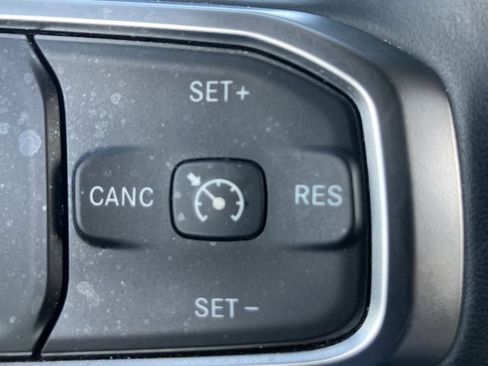 Used 2024 RAM 1500 Lone Star AWD/4WD image 17