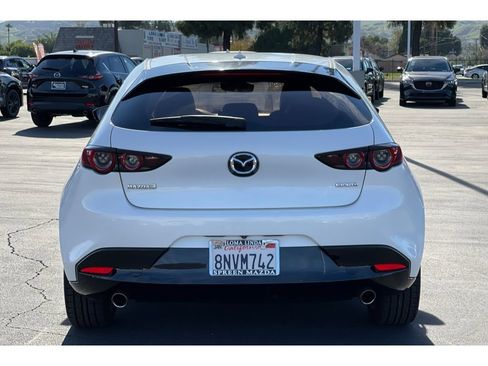 Used 2020 MAZDA MAZDA3 Hatchback w/ Preferred Package image 5