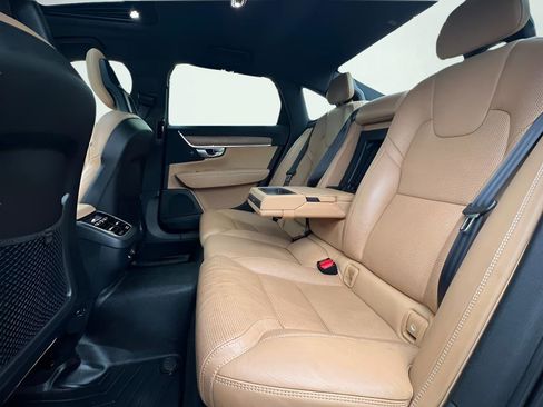 Used 2017 Volvo S90 T5 Inscription w/ Vision Package image 22