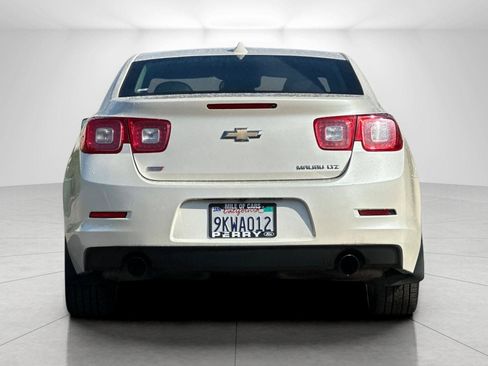 Used 2014 Chevrolet Malibu LTZ FWD image 4