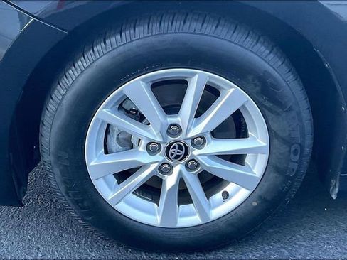 Used 2025 Toyota Camry LE image 9