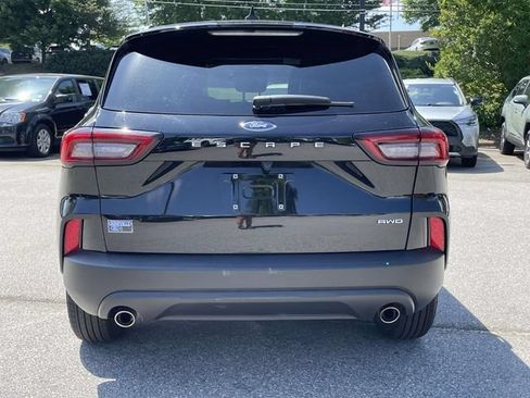 Certified 2025 Ford Escape ST-Line AWD/4WD image 4