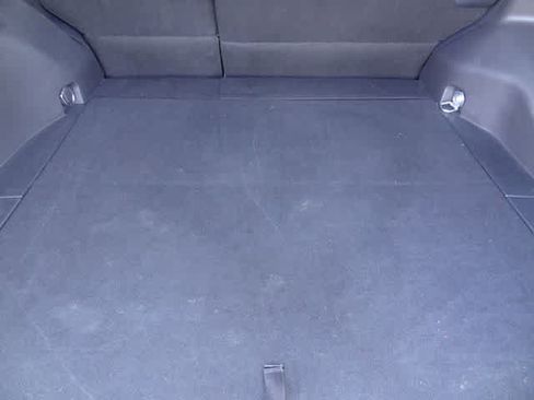 Used 2025 Toyota RAV4 XLE AWD/4WD image 9