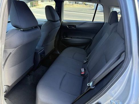 Used 2022 Toyota Corolla Cross LE image 12