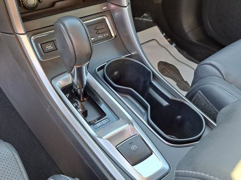 Certified 2021 Subaru Ascent Limited w/ Popular Package #4 image 19