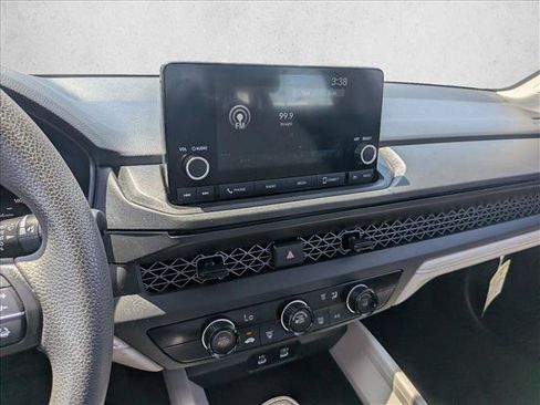 Used 2025 Honda Accord LX image 13