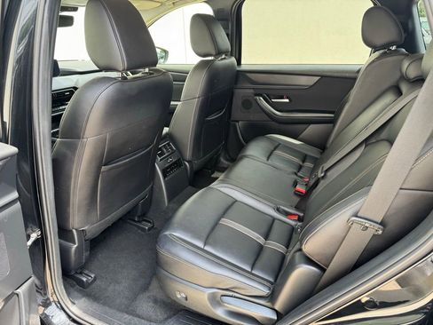Used 2024 MAZDA CX-90 3.3 Turbo w/ Select Package AWD/4WD image 13