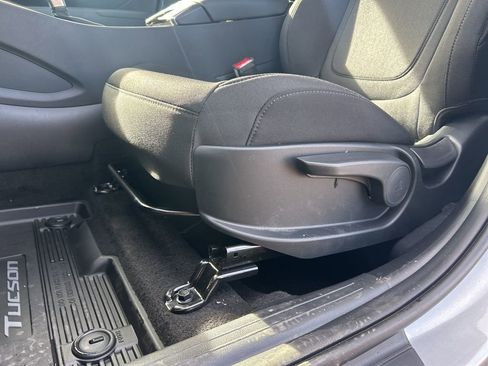 New 2026 Hyundai Tucson SE image 11