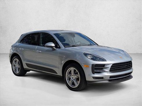Used 2021 Porsche Macan image 3