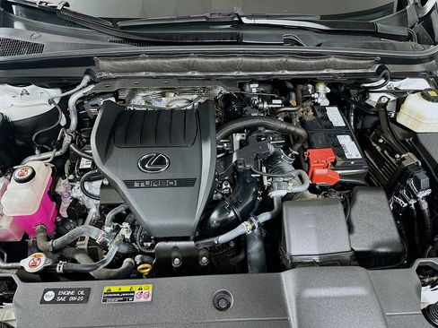 Used 2024 Lexus RX 350 FWD w/ Technology Package image 36