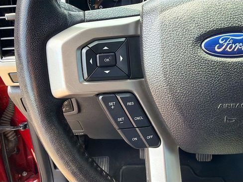 Used 2022 Ford F250 Lariat w/ Black Appearance Package AWD/4WD image 34