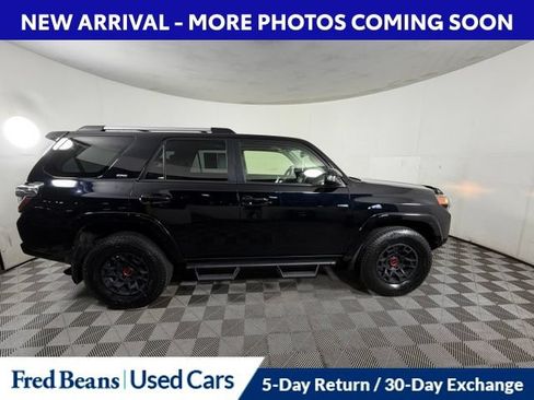 Certified 2022 Toyota 4Runner SR5 Premium w/ TRD Black Wheel Package (TMS) AWD/4WD image 9