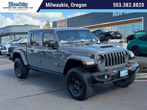 Used 2023 Jeep Gladiator Mojave w/ LED Lighting Group AWD/4WD image 1