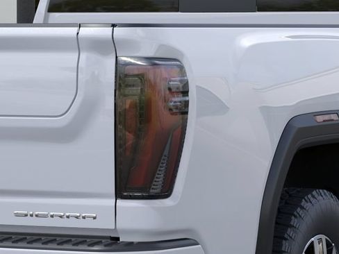 New 2026 GMC Sierra 3500 Denali w/ Denali Reserve Package AWD/4WD image 11