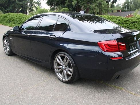 Used 2011 BMW 535i xDrive Sedan AWD/4WD image 4