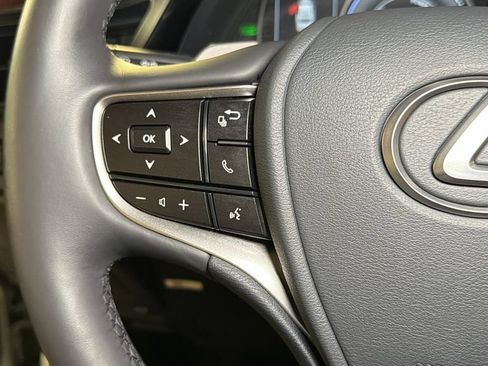 Certified 2025 Lexus ES 300h w/ Premium Package FWD image 22