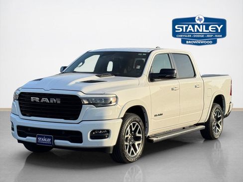 Used 2025 RAM 1500 Laramie w/ Sport Appearance Package AWD/4WD image 3