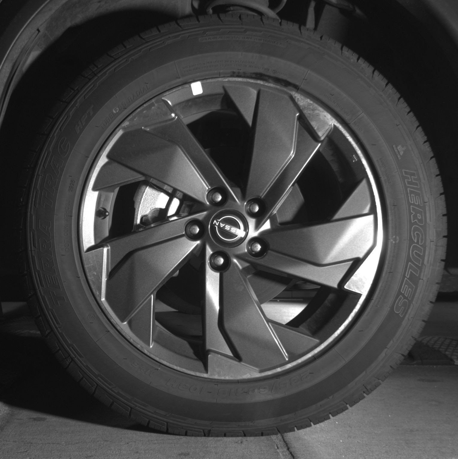 Used 2025 Nissan Rogue SV FWD image 13