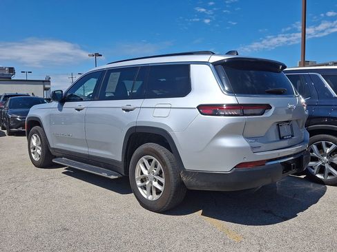 Used 2024 Jeep Grand Cherokee L Laredo w/ Luxury Tech Group I AWD/4WD image 7