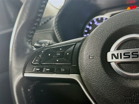 Used 2023 Nissan Sentra SV image 24