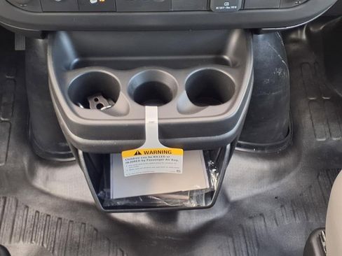 New 2025 Chevrolet Express 2500 Work Van w/ Driver Convenience Package image 10