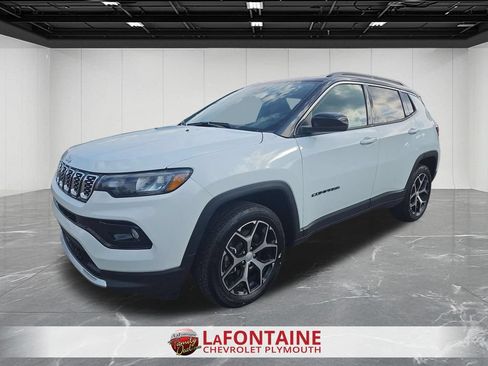 Used 2024 Jeep Compass Limited AWD/4WD image 1