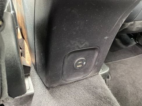 Used 2022 Ford Escape Titanium AWD/4WD image 19
