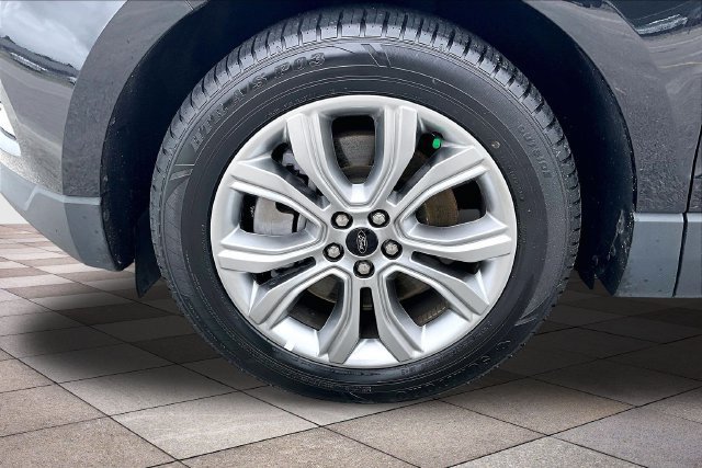 Used 2024 Ford Edge Titanium AWD/4WD image 10
