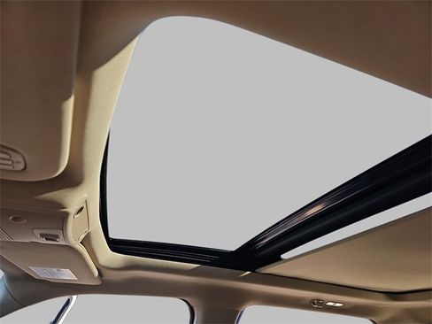 Used 2016 Ford F150 Lariat w/ Equipment Group 502A Luxury image 30