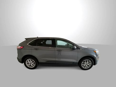 Used 2024 Ford Edge SEL AWD/4WD image 9