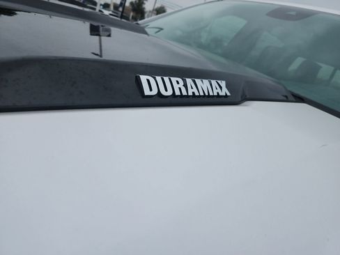 Used 2024 Chevrolet Silverado 1500 LT Trail Boss w/ Convenience Package II AWD/4WD image 9