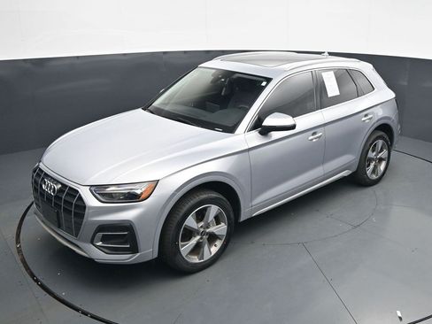 Used 2023 Audi Q5 2.0T Premium Plus w/ Premium Plus Package AWD/4WD image 15