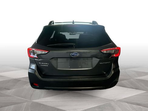 Used 2024 Subaru Outback Premium AWD/4WD image 7